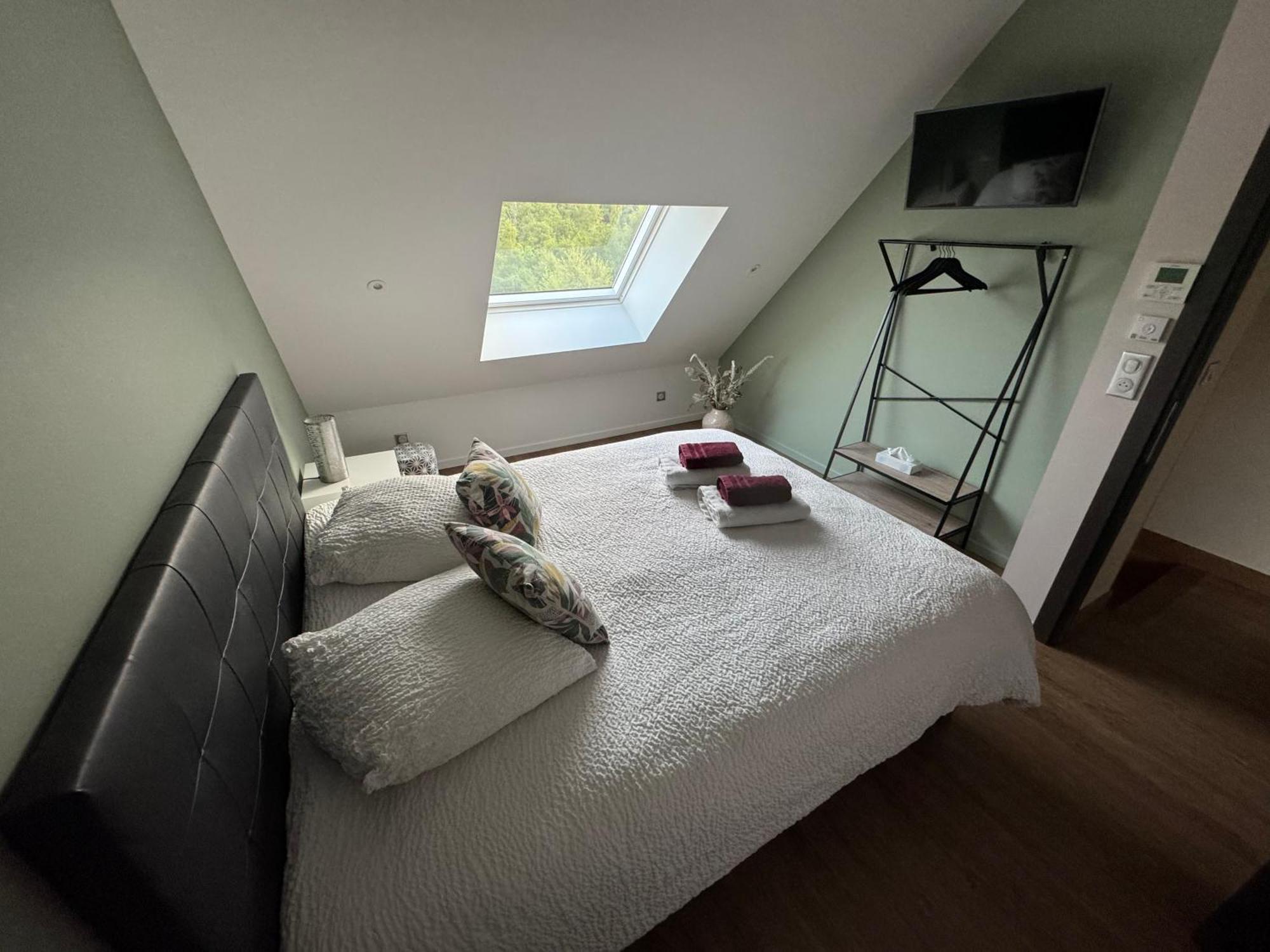 Montcornet Le Relais De La Fontaine & Jacuzzi别墅 外观 照片